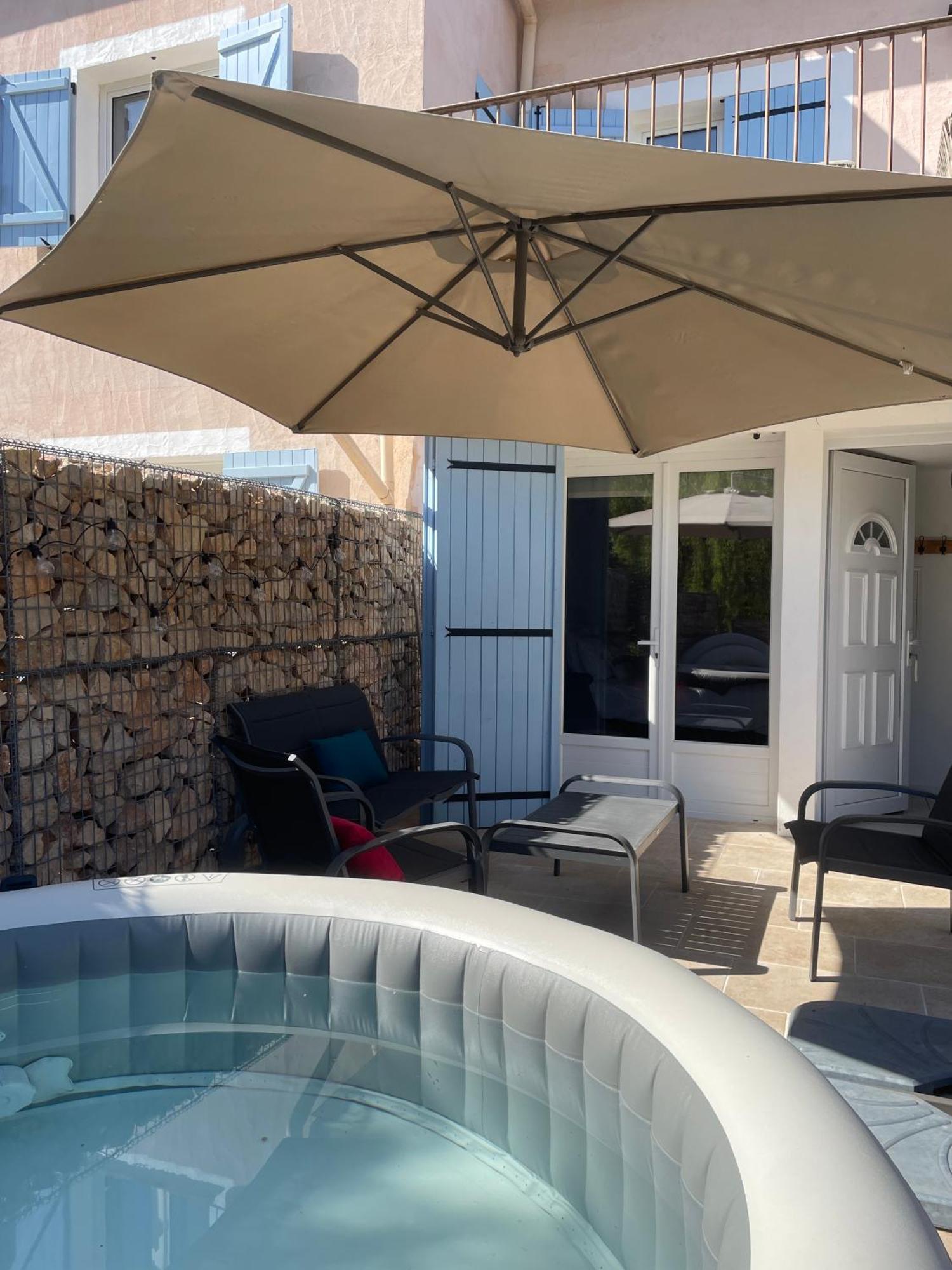 Luva D'Azur, Rez De Villa Le Riou - Le Vallon Le Bar-sur-Loup 외부 사진